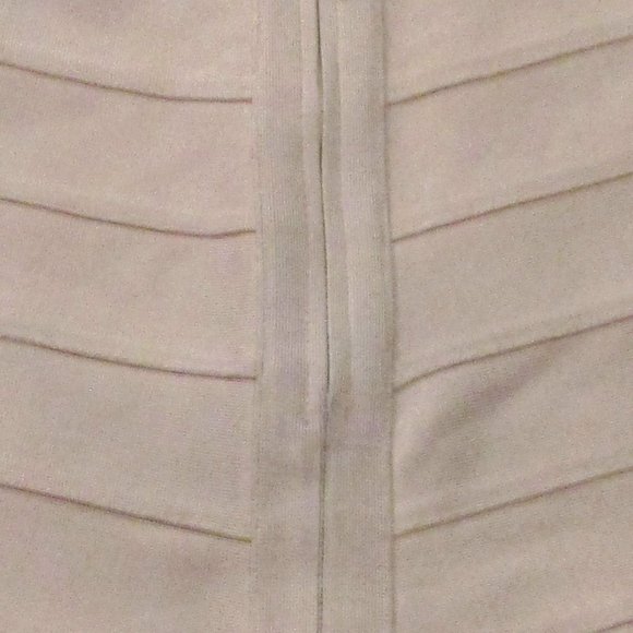 😍😎 HMS – HOT MIAMI STYLE BANDAGE BODY CON PENCIL SKIRT – NWOT 😎😍 - Picture 10 of 13